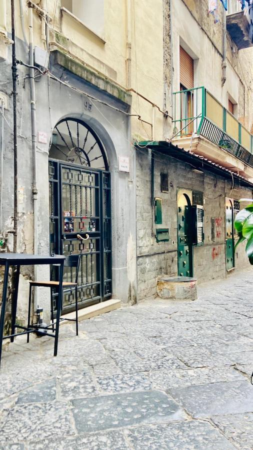Appartamento Blessingnarrowstreet95 Napoli Esterno foto